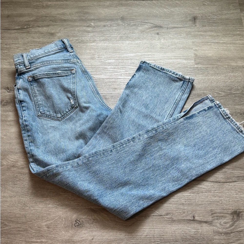 Abercrombie & Fitch - Curve Love Ultra High Rise 90’s Straight - 27